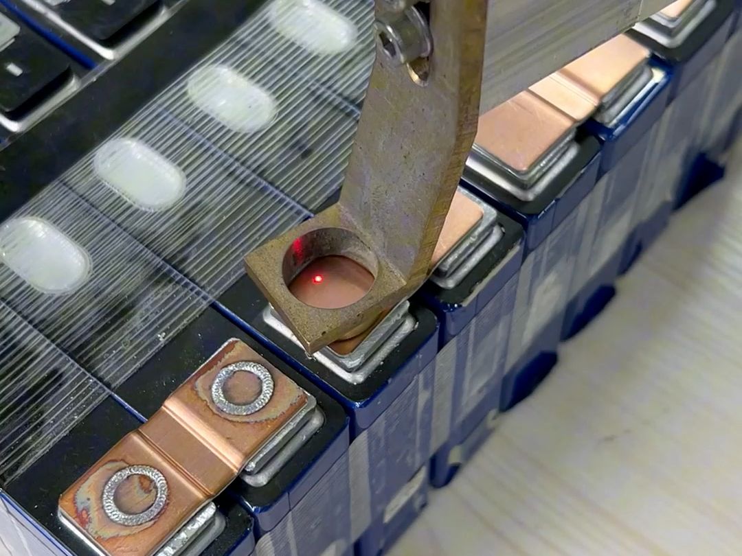 Copper Flexible Busbars for Cell Connections