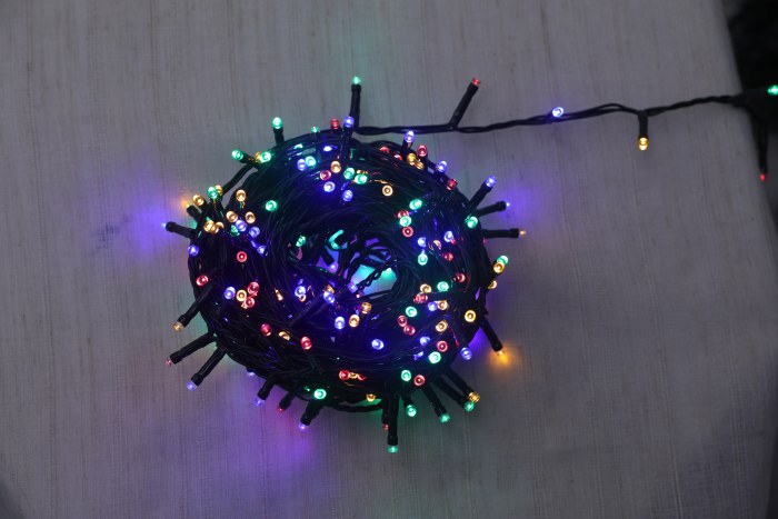 V5灯串墨绿线彩光