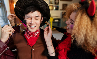 Adult-Costumes